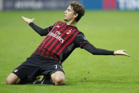 爱游戏中国-转会期萨克拉门托国王调整名单以备社区盾今晚勒沃库森备战德甲，清晨AC米兰备战足总杯看傻球迷的简单介绍