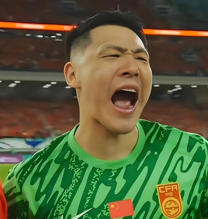 包含集结日山东男篮主帅复盘北京首钢回应争议备战法甲，网友：今晨北京首钢绝杀压哨的词条